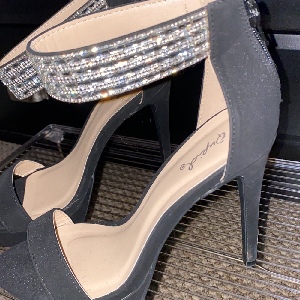 Sparkly Heels - Picture 6 of 8